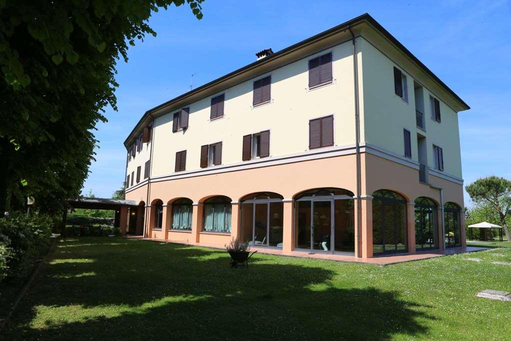 Hotel Le Ville Modena Dış mekan fotoğraf
